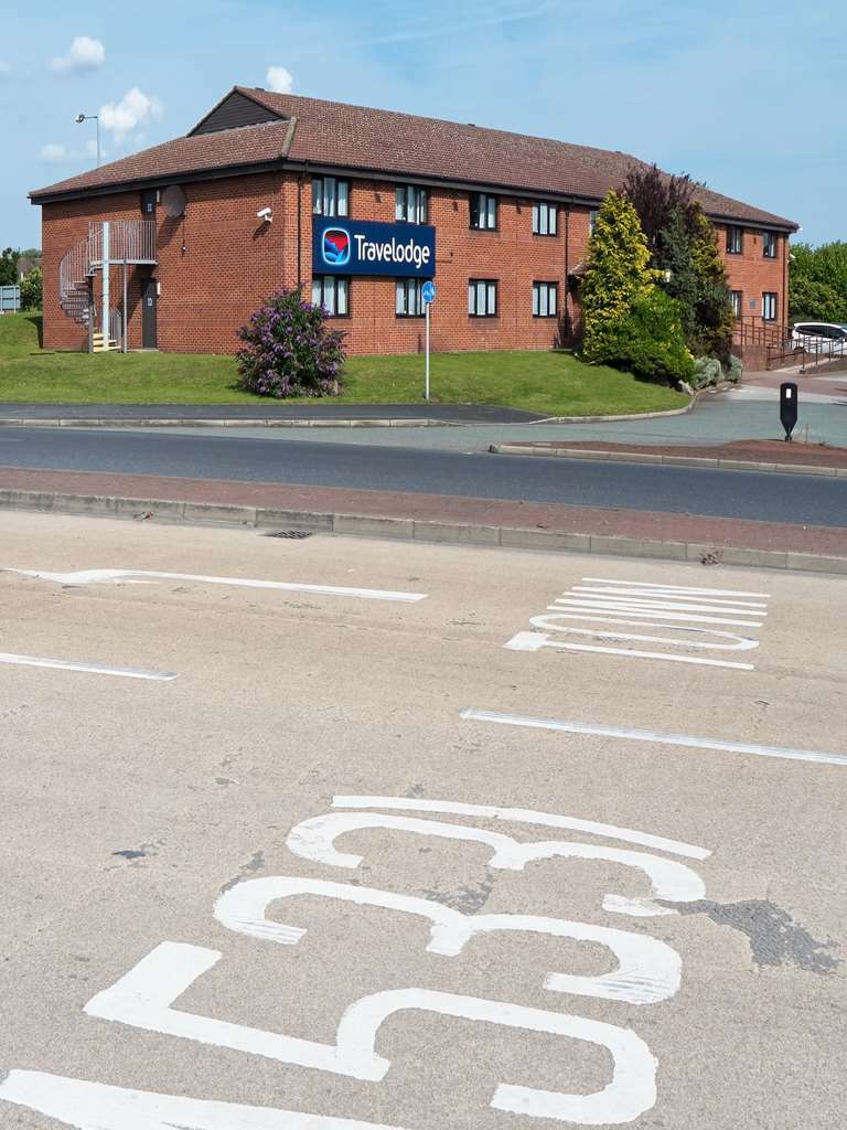 Travelodge Widnes Eksteriør billede